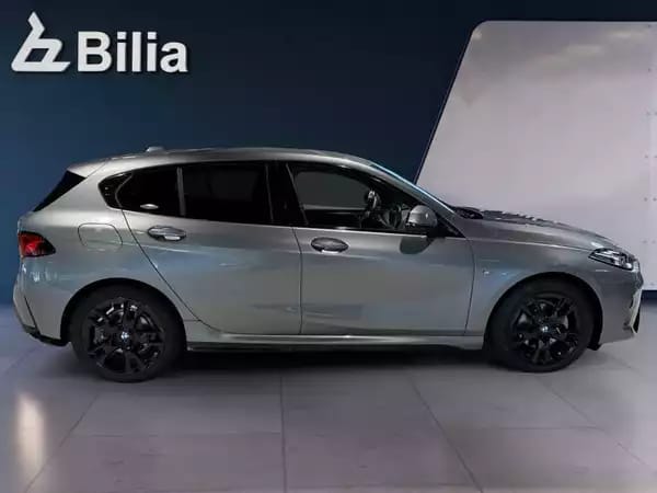 BMW 120 120I PACK M 2024 - Photo 2