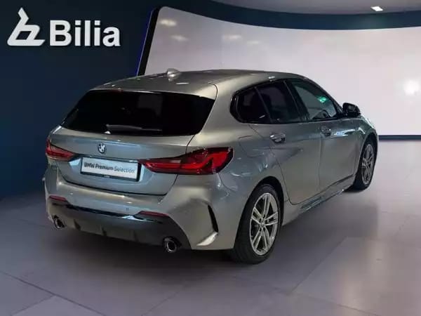 BMW 118 Pack M // 2023 - Photo 2