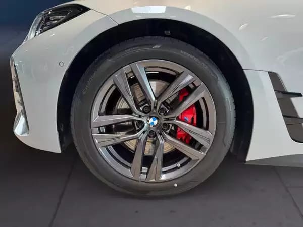 BMW 420 i 2024 - Photo 3