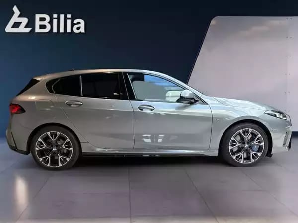 BMW 120 Pack M 2024 - Photo 2