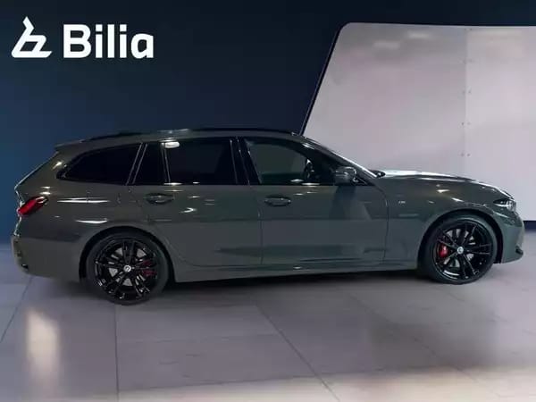 BMW 330 d xDrive pack M 2022 - Photo 2