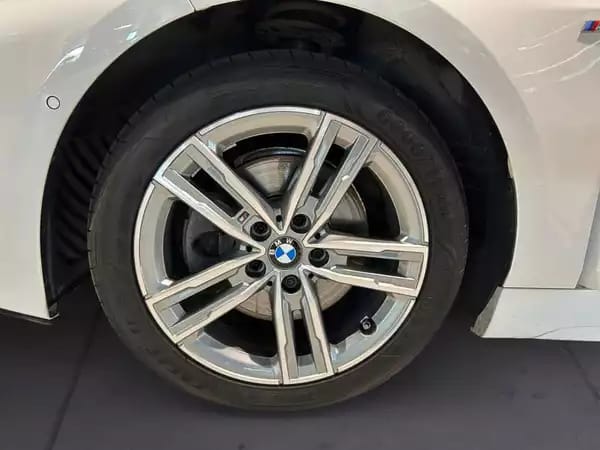 BMW 118 118i pack M 2024 - Photo 3