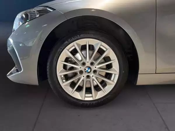 BMW 118 118i Advantage - Photo 3