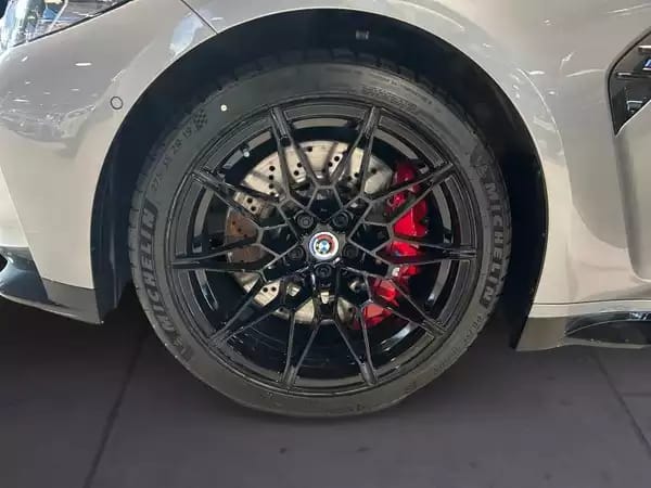 BMW M3 2023 - Photo 3