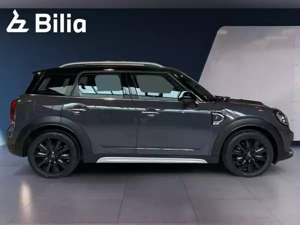 MINI Cooper S Countryman All4 // 2019 - Photo 2