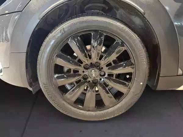 MINI Cooper S Countryman All4 // 2019 - Photo 3