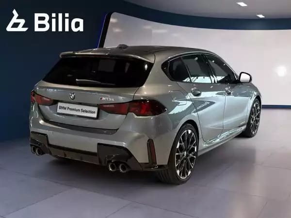 BMW 135 M xDrive pack M 2025 - Photo 2