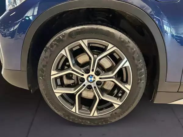 BMW X1 xDrive25e - Photo 3