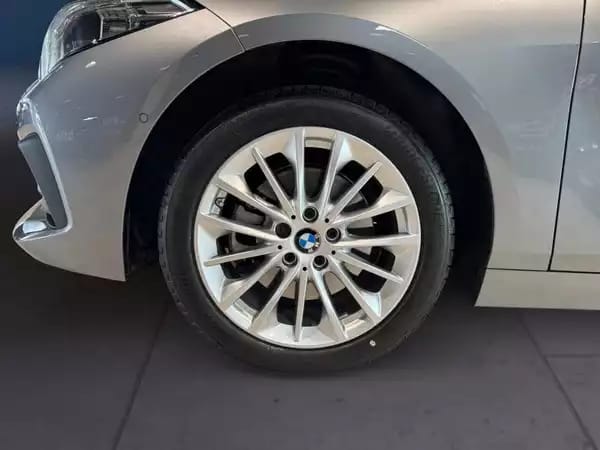 BMW 118 i 2024 - Photo 3