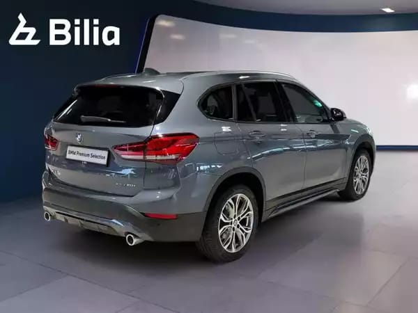 BMW X1 xDrive20i - Photo 2