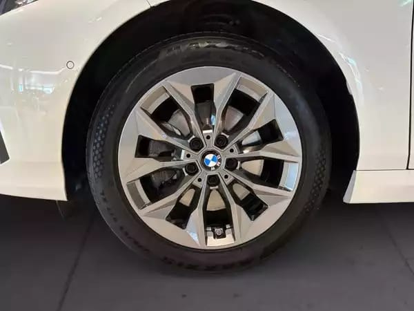 BMW 118 118d advantage - Photo 3