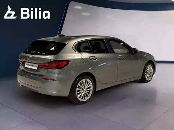BMW 118 118i advantage - Photo 2