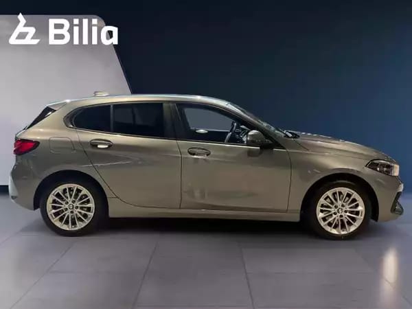 BMW 118 118i advantage - Photo 2