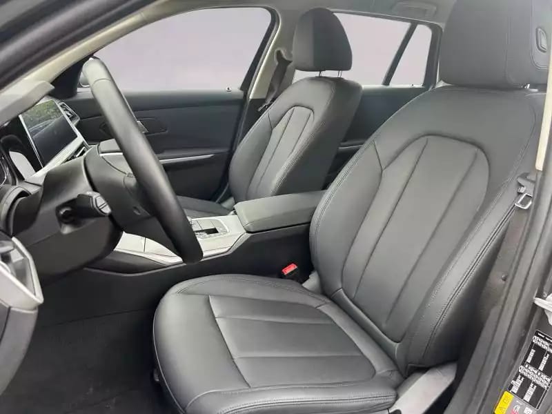 BMW 330 330e Touring - Photo 1