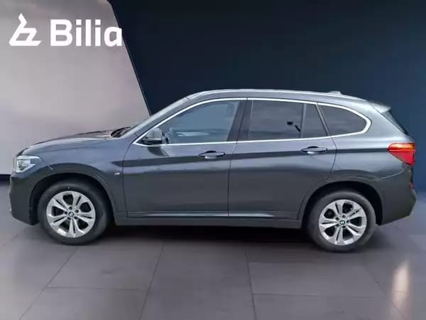 BMW X1 X1 sdrive 18i Kit M Sport - Photo 2