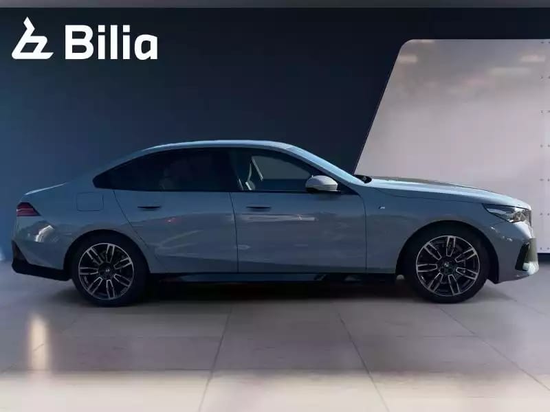 BMW 520 520i Berline Kit M Sport - Photo 1