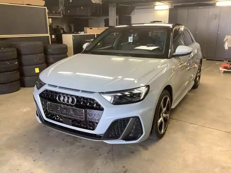 Audi A1 A1 S Line - Photo 1