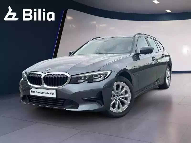 BMW 330 330e Touring - Photo 1