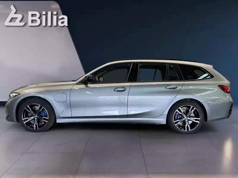 BMW 330 330e xDrive Touring Kit M Sport - Photo 1