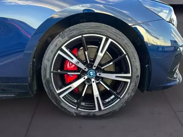 BMW 550 550e xDrive Berline Kit M Sport - Photo 3