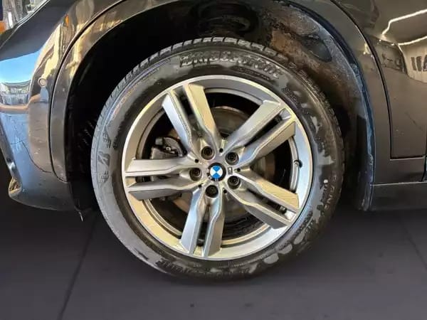 BMW X1 X1 xDrive20i Kit M Sport - Photo 3