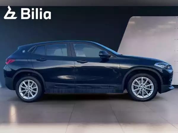 BMW X2 X2 sDrive18d - Photo 2