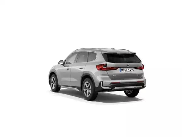 BMW X1 X1 sDrive18i xLine - Photo 2
