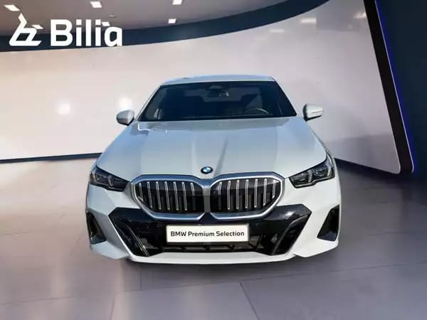 BMW 520 520i Berline Kit M Sport - Photo 2