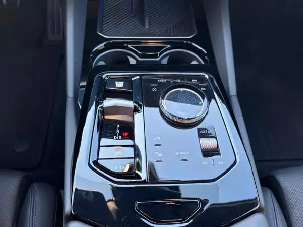 BMW 520 520i Berline Kit M Sport - Photo 3