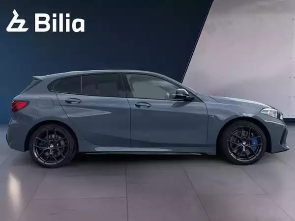 BMW 135 M135i xDrive Hatch - Photo 3