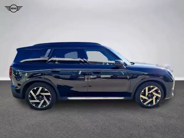 MINI Countryman SE ALL4 TRIM Favoured - Photo 2