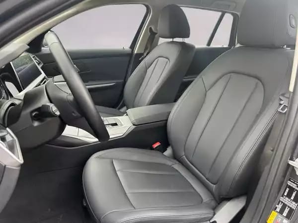 BMW 330 330e Touring - Photo 2