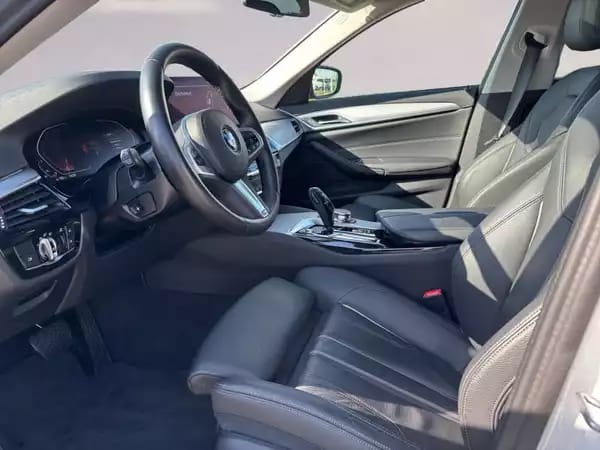 BMW 520 Business - Photo 3