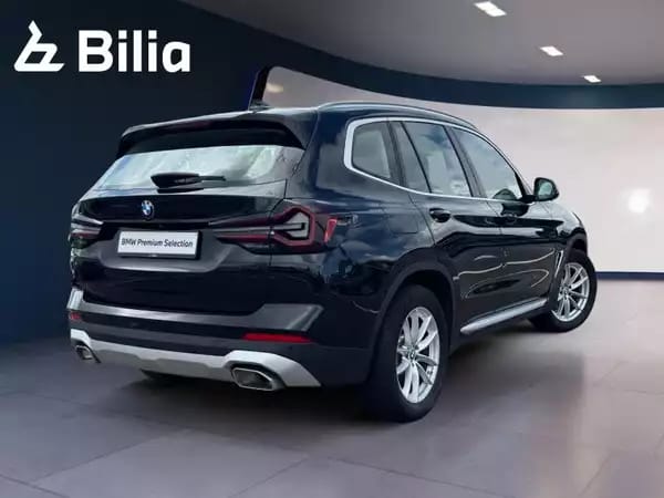 BMW X3 X3 sDrive18d - Photo 2