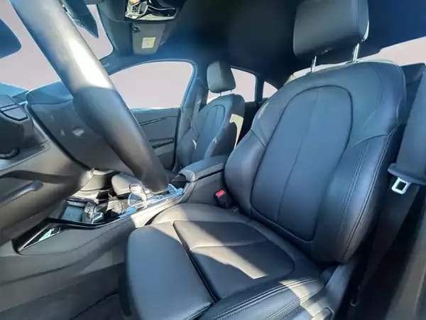 BMW 220 i Gran Coupé Pack M - Photo 3