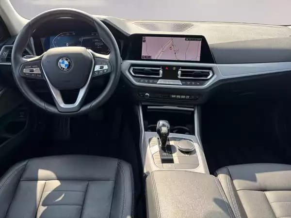 BMW 318 d Touring - Photo 3