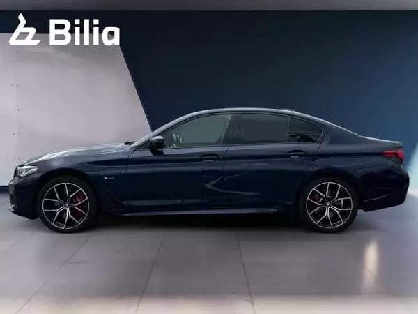 BMW 530 e xDrive - Photo 2