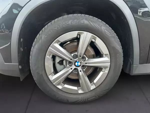 BMW X1 X1 sDrive18i - Photo 3