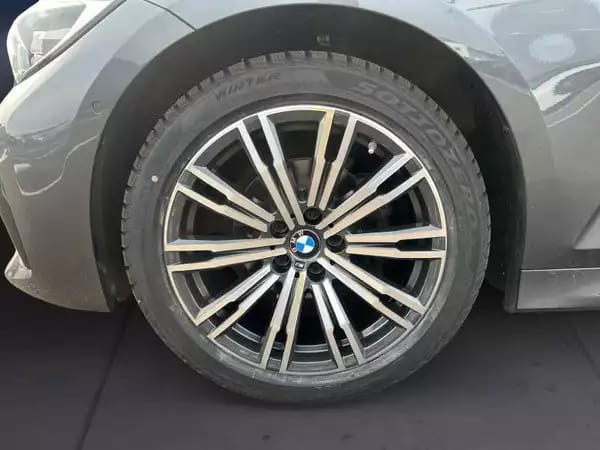 BMW 316 316d touring - Photo 3