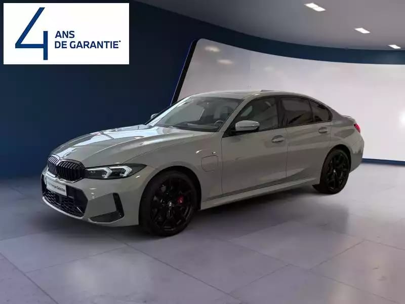 BMW 330 330e xDrive M-sport - Photo 1