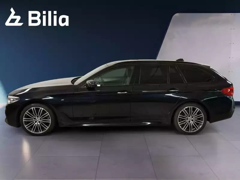 BMW 520 520d Touring M-Sport - Photo 1