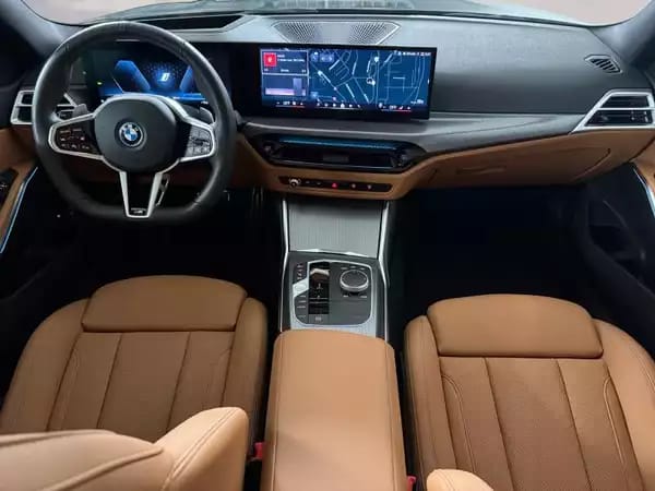 BMW 330 330e M-sport - Photo 3