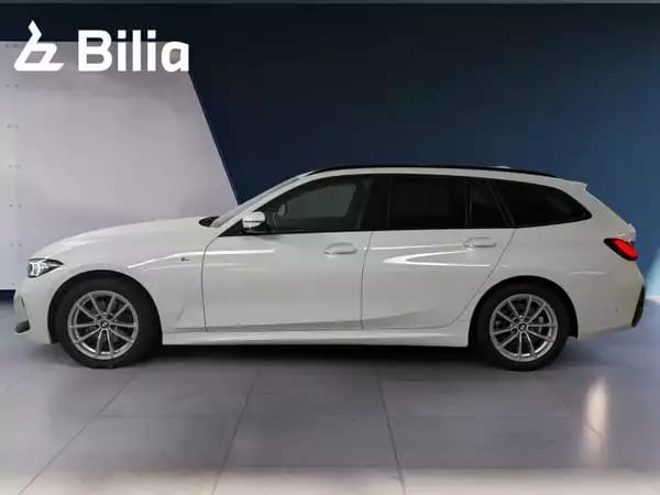 BMW 320 320d xDrive M-sport - Photo 2