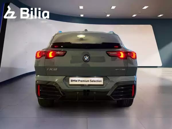 BMW iX2 IX2 xDrive30 M-Sport - Photo 3