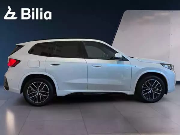 BMW X1 X1 20i sDrive M-sport - Photo 2