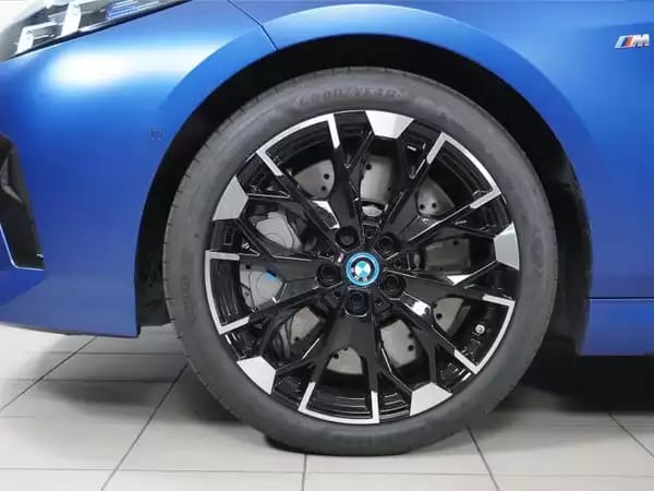 BMW 135 F70 - Photo 3