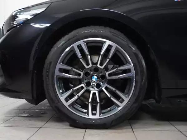 BMW 520 520d M-sport - Photo 3