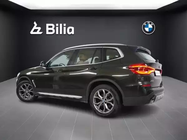 BMW X3 20d Xline - Photo 2