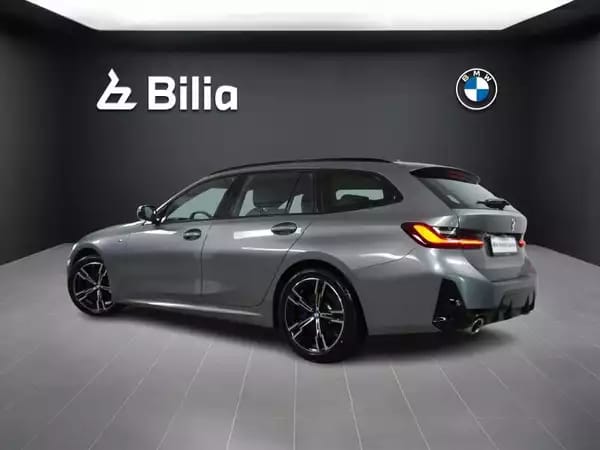 BMW 320 320d M-sport - Photo 2