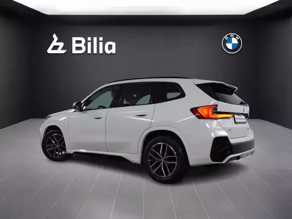 BMW X1 20d M-Sport - Photo 2